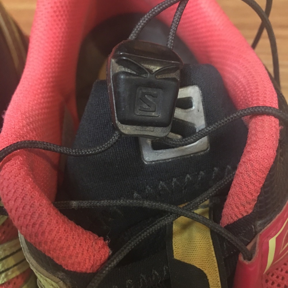 Salomon Fellraiser Black Red Hiking Trainers Gym Comfort Women's Size 8.5 - Picture 13 of 16
